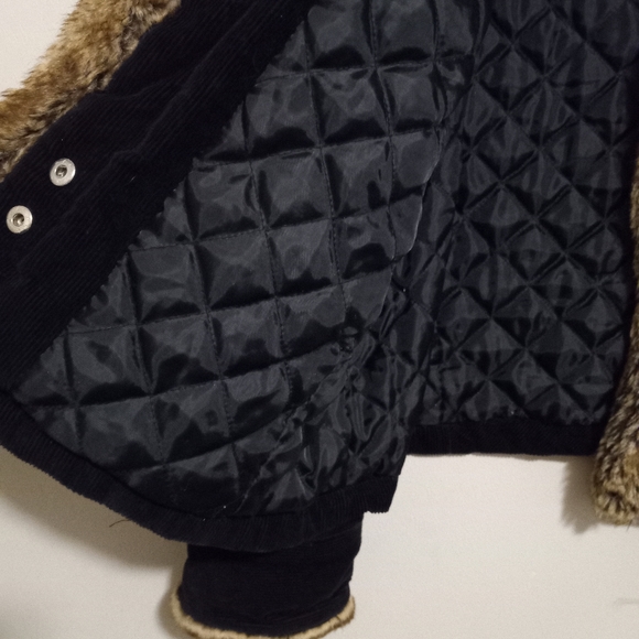 Disneyland Resort L Corduroy Fur Trim Snap Park Jacket in Black Brown - Picture 10 of 12